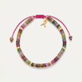 Pulsera Mallorca de piedra natural multicolor rosa verde y ocre con acero inoxidable dorado cordón de macramé rosa y dije lazo solidario dorado
