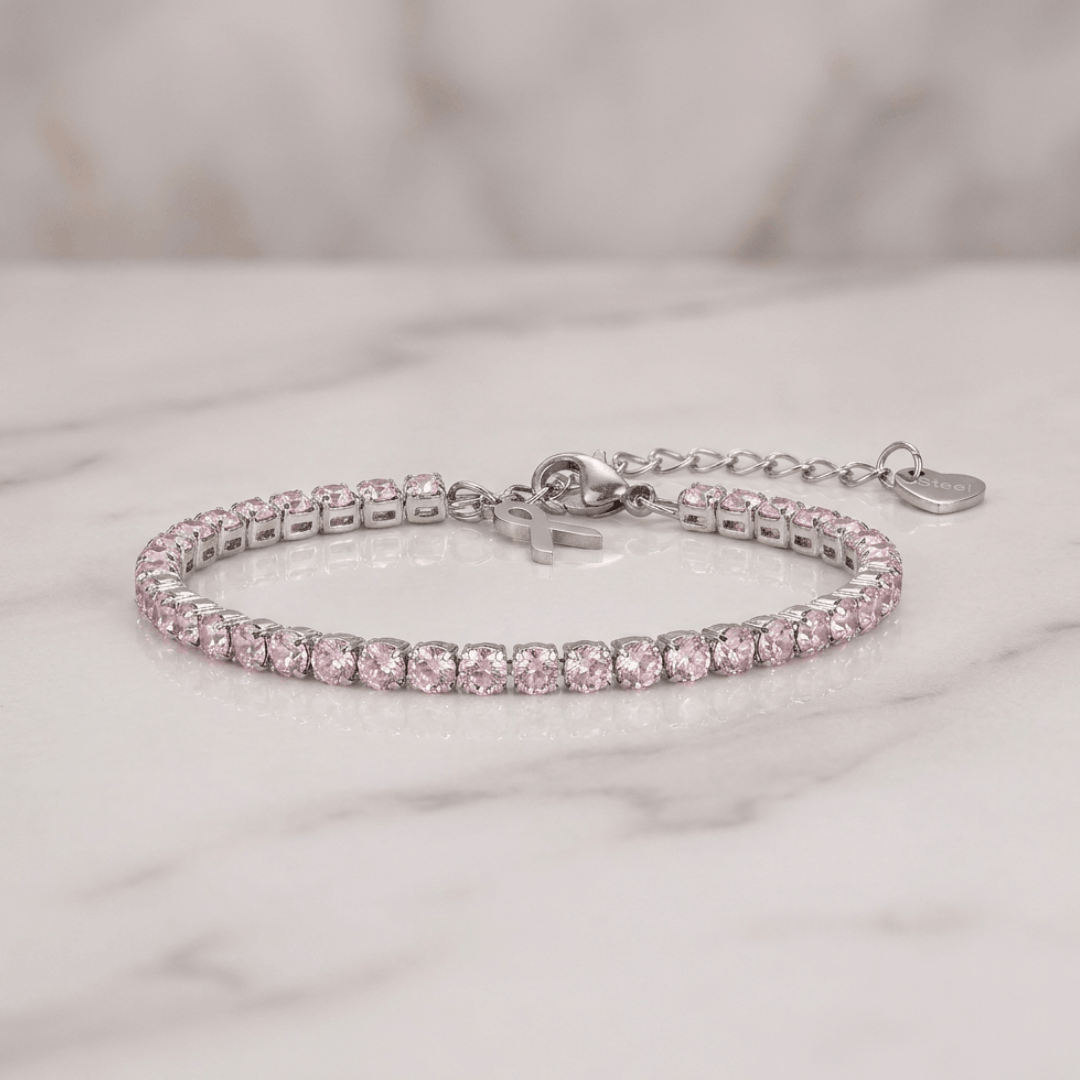 Pulsera tenis circonitas rosas bañada en plata sobre mármol, colgante lazo solidario, cadena ajustable